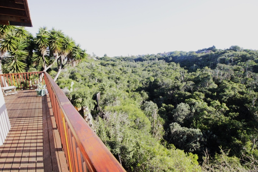 7 Bedroom Property for Sale in Noorsekloof Eastern Cape